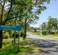 Erowal Bay - Southport Accommodation