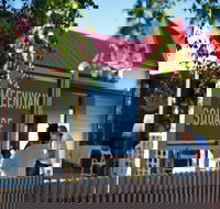 Meeniyan Square - Accommodation Southport