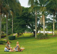 Melsa - Southport Accommodation