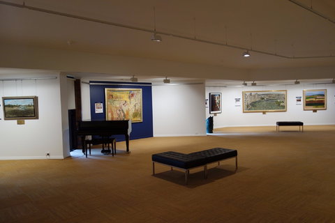 Stanthorpe Regional Art Gallery - Accommodation Southport 1