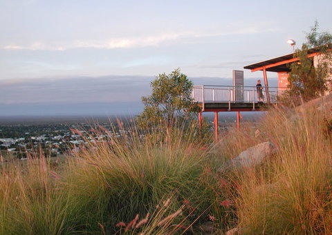 Towers Hill Lookout And Amphitheatre - Accommodation Southport 1