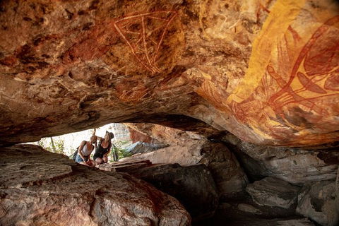 Arnhem Land Injalak Hill Full-Day Tour From Jabiru - Southport Accommodation 1