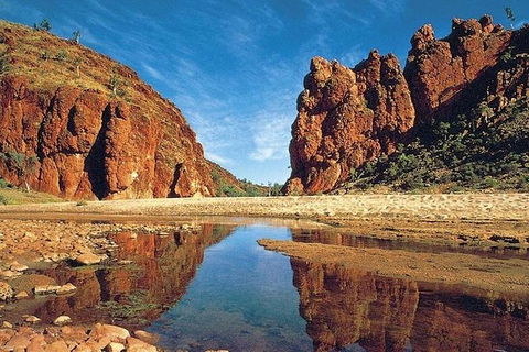 Alice Springs, Uluru Ayers Rock & Kings Canyon 8 Days Touring Package - Southport Accommodation 10