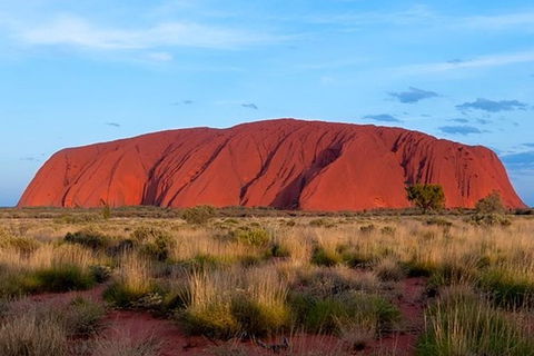 Alice Springs, Uluru Ayers Rock & Kings Canyon 8 Days Touring Package - Southport Accommodation 0
