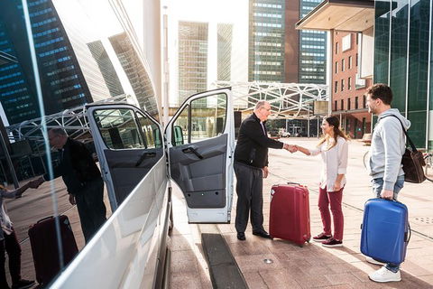 Cairns Airport (CNS) Arrival Transfer (CNS Airport To Cairns Hotels Or Address) - Southport Accommodation 9