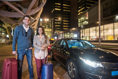 Cairns Airport (CNS) Arrival Transfer (CNS Airport To Cairns Hotels Or Address) - Southport Accommodation 0