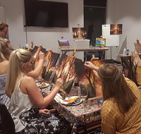 Friday Night 2 for 1 Paint and Sip Art Sessions - Southport Accommodation