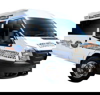 Premium Van Private Transfer Cairns Airport - Cairns City. - Southport Accommodation