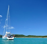 Sailing Curlew Escape on Moreton Bay - Southport Accommodation