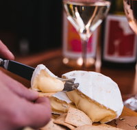 Small-Group of Wine and Cheese Pairing Tasting - Southport Accommodation