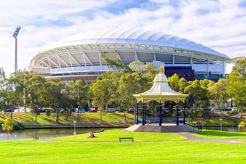 Adelaide Airport Transfers : Airport ADL To Adelaide City In Luxury Van - Accommodation Southport 8