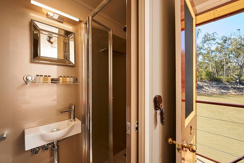 3 Night Upper Murray River Discovery Cruise - PS Emmylou - Accommodation Southport 1