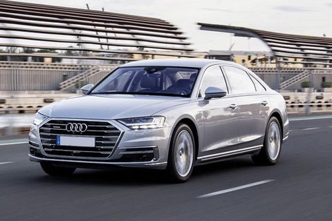 Audi A8 Chauffeur Car Melbourne Airport To CBD - Accommodation Southport 2