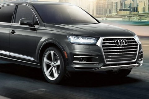 Audi Q7 SUV Melbourne Airport To CBD - Accommodation Southport 1