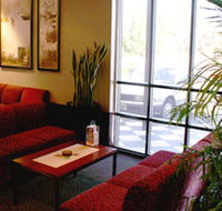 Midway Tavern - Southport Accommodation
