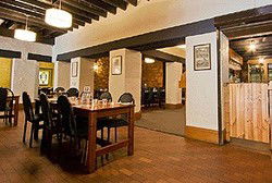 Bridgewater Inn - Southport Accommodation 2