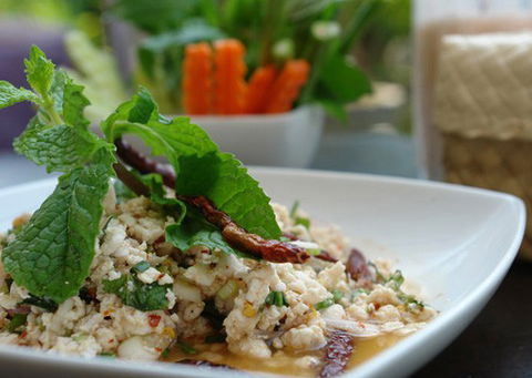 Gold Leaf Thai - Southport Accommodation 1