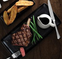 Motion Bar  Grill - Southport Accommodation