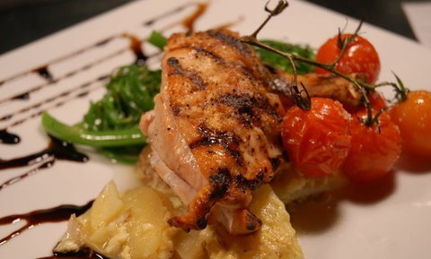 Elysium Lakeside - Accommodation Southport 1