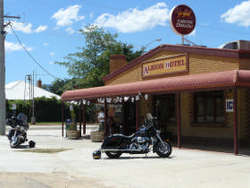 Albion Hotel Swifts Creek - Southport Accommodation 0
