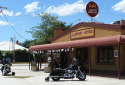 Albion Hotel Swifts Creek - Southport Accommodation 3