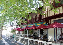 Glenmore VIC Southport Accommodation