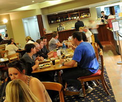 National Hotel Bendigo - Accommodation Southport 0