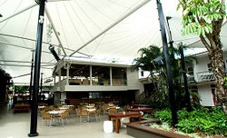 Central Hotel - Accommodation Southport 3