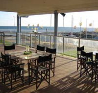 Adelaide Sailing Club - Southport Accommodation
