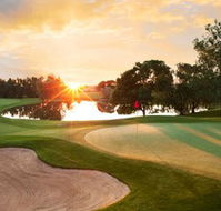 Mollymook Golf Club Hilltop - Southport Accommodation