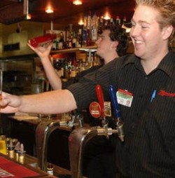 Zagames Caulfield Hotel - Accommodation Southport 1