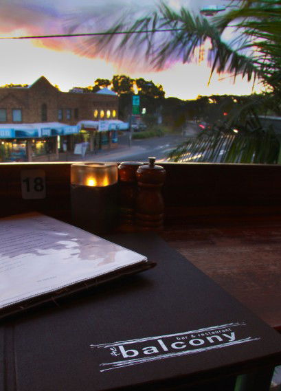 Balcony Bar And Oyster Co. - Southport Accommodation 5