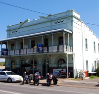 Tattersalls Hotel - Southport Accommodation
