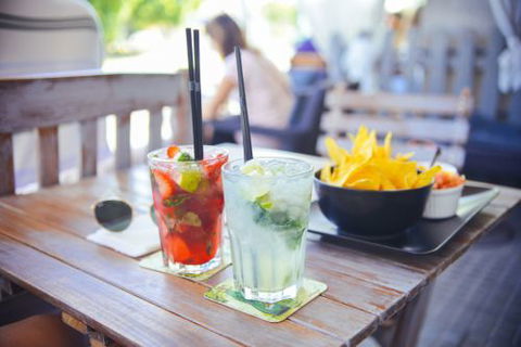 BAR BLAQ - Southport Accommodation 0