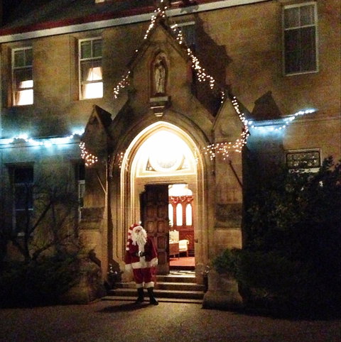 Abbey Of The Roses - Christmas In July - Accommodation Southport 0