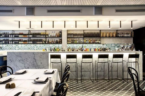 Zahli Modern Middle Eastern Restaurant - Southport Accommodation 4