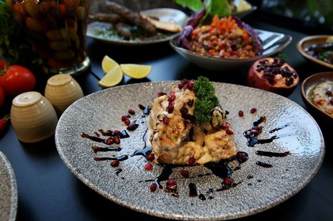 Zahli Modern Middle Eastern Restaurant - Southport Accommodation 9