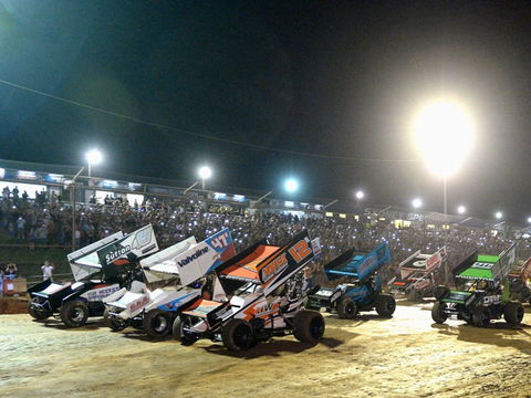 Valvoline Raceway's Opening Night - Southport Accommodation 1
