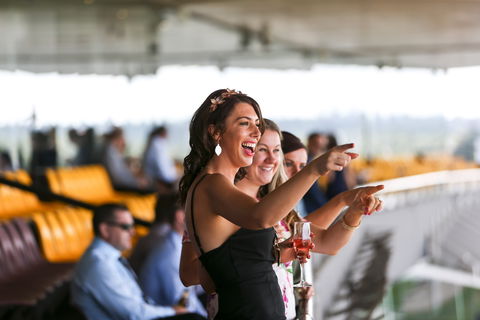 De Bortoli Wines Golden Rose Day - Southport Accommodation 1