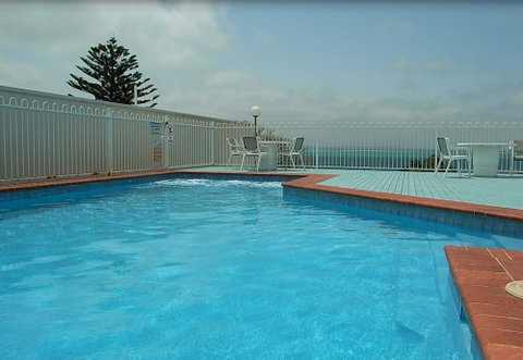 Nelson Towers Motel & Apartments - Southport Accommodation 2