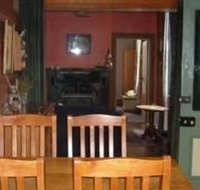 McIntosh Cottages - Southport Accommodation