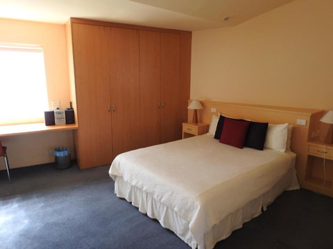 Waves Luxury Suites - Southport Accommodation 4