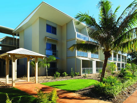 Oaks Broome Hotel - Accommodation Southport 1