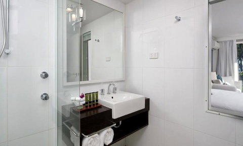 Bannisters By The Sea Mollymook - Accommodation Southport 5