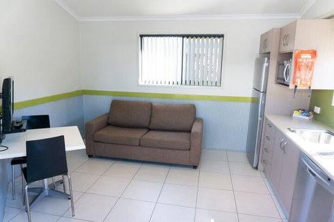 Shoal Bay Holiday Park - Southport Accommodation 6