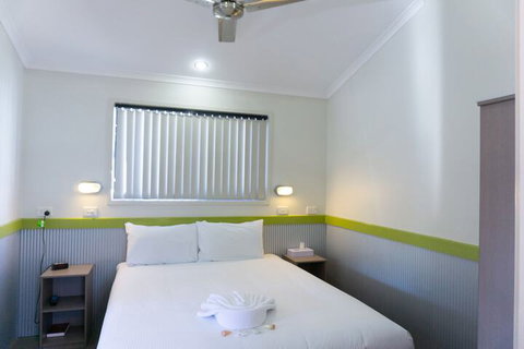 Shoal Bay Holiday Park - Southport Accommodation 4