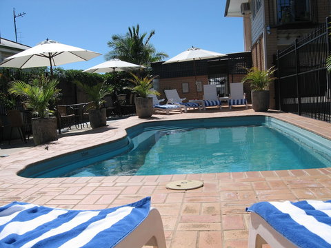 Golden Harvest Motor Inn - Accommodation Southport 3