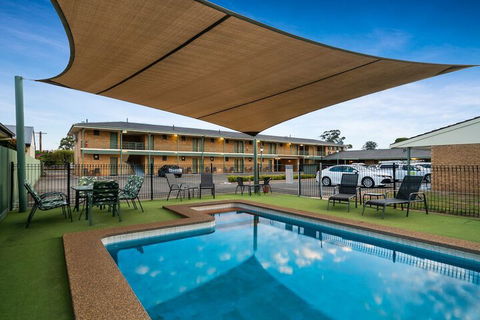 Garden City Motor Inn - Southport Accommodation 4
