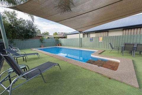 Garden City Motor Inn - Southport Accommodation 3