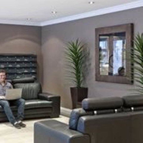 Mont Clare Boutique Apartments - Accommodation Southport 3